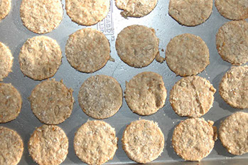 sesame flax crackers